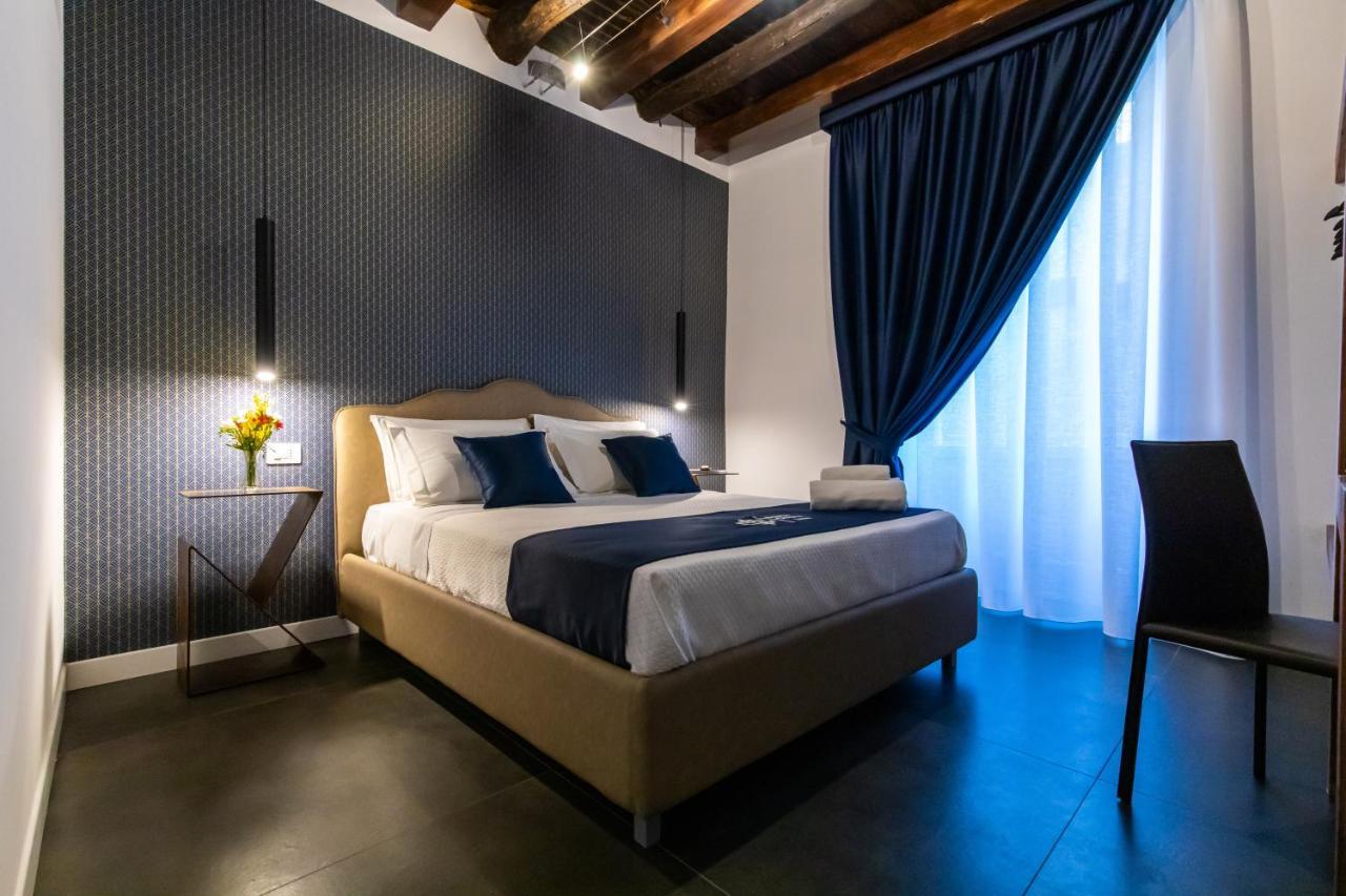 Santa Chiara Inn Napels Buitenkant foto